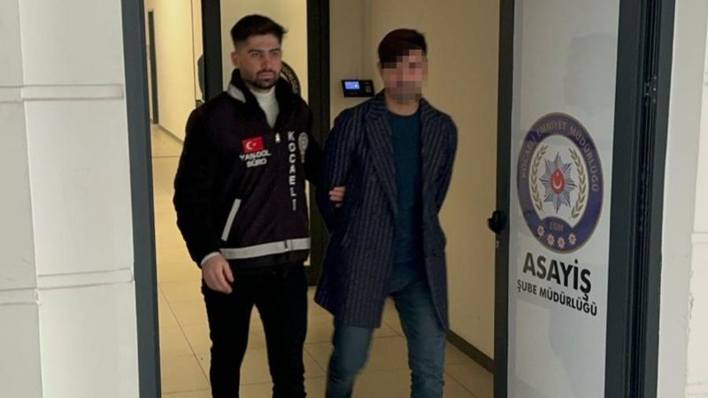 Kocaeli'de vatandaşı 85 bin lira dolandıran sahte polis yakalandı