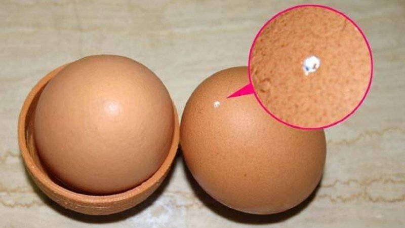 Bu yöntemle haşlayın! Yaprak gibi soyulacak, asla çatlamayacak...