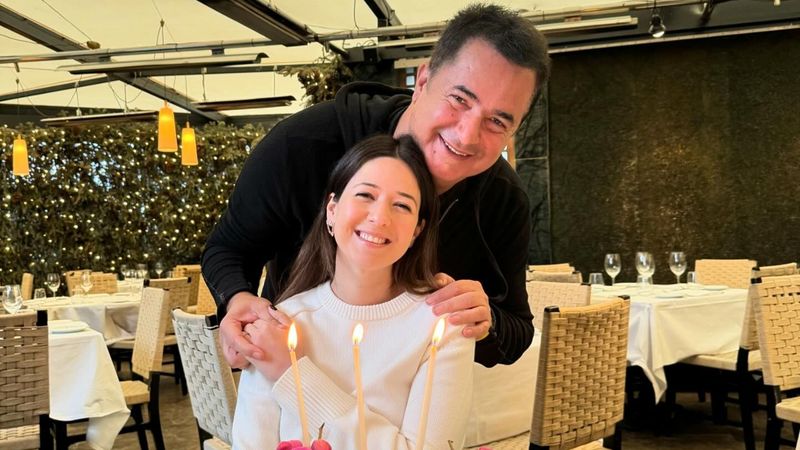 Acun Ilıcalı büyük kızı Banu'nun yeni yaşını kutladı! Sevgilisi Ayça Çağla Altunkaya da partideydi