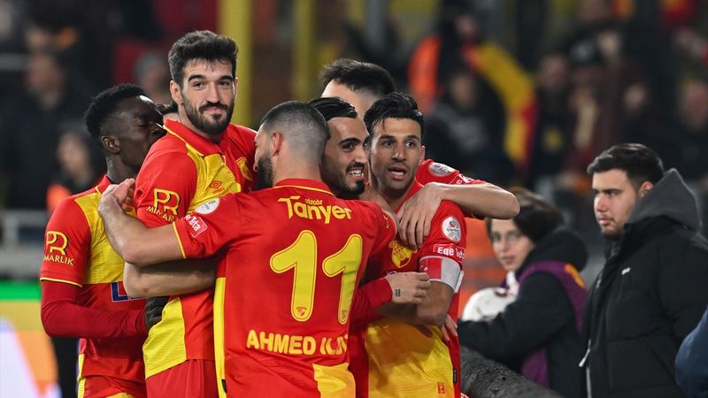 İzmir derbisinde Göztepe, Altay'ı devirdi