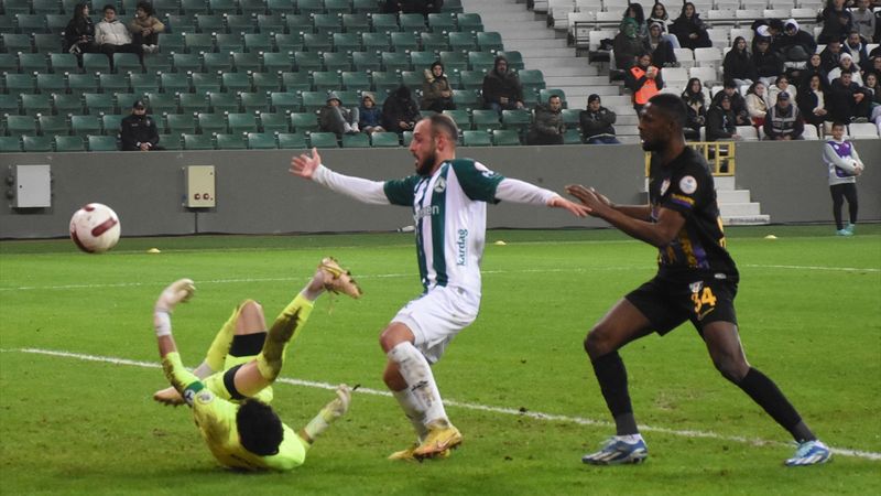 Lider Eyüpspor, Giresunspor önünde iki puan bıraktı