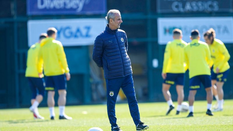 Fenerbahçe'nin Gaziantep FK maçı kadrosu belli oldu