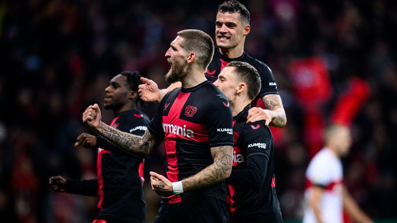 30 maçtır yenilmeyen Bayer Leverkusen, 90'da turladı