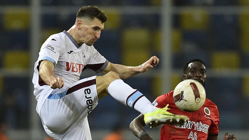 Thomas Meunier'den ilk maçında önemli katkı! Asistiyle turu getirdi