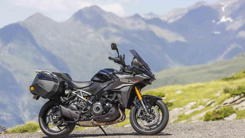 Yeni Suzuki GSX-S1000GX Türkiye'de ön satışa çıktı: İşte fiyatı