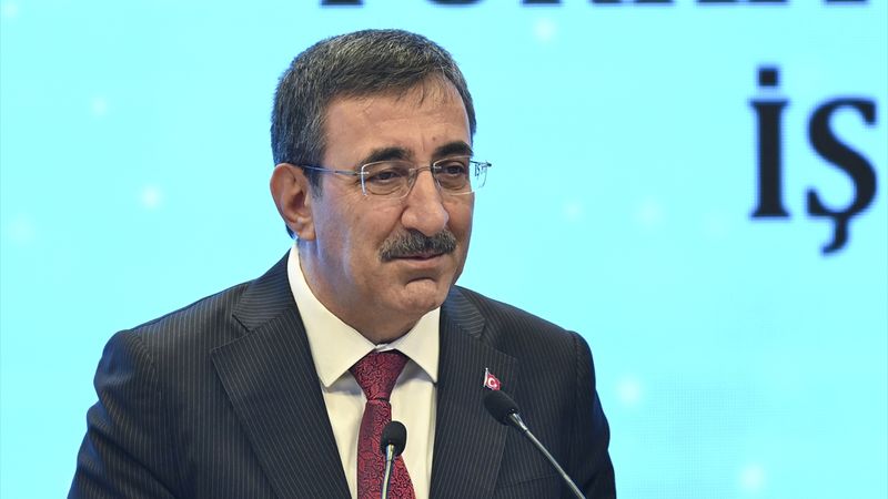 Cevdet Yılmaz: İşsizlik OVP'de öngördüğümüz yüzde 10,1’in altında gerçekleşti