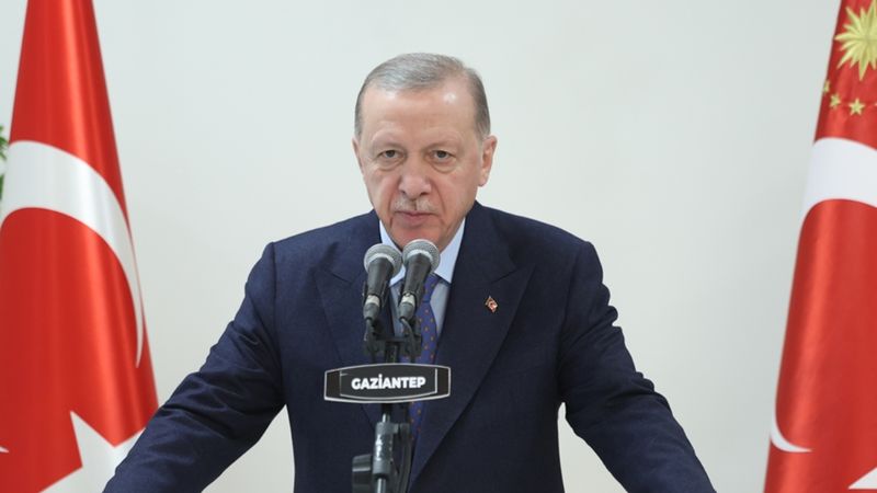 Cumhurbaşkanı Erdoğan'dan şehit ailesine başsağlığı mesajı