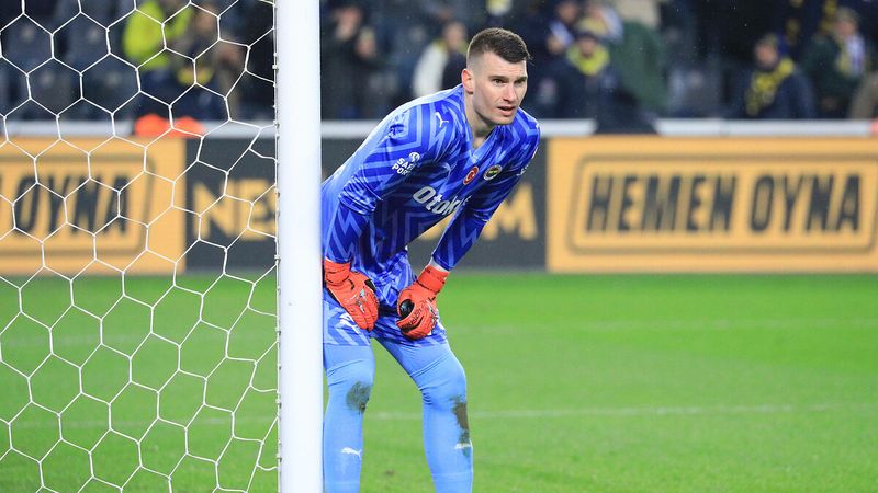 Livakovic'in kabusu uzaktan şutlar! Bu sezon rekora gidiyor