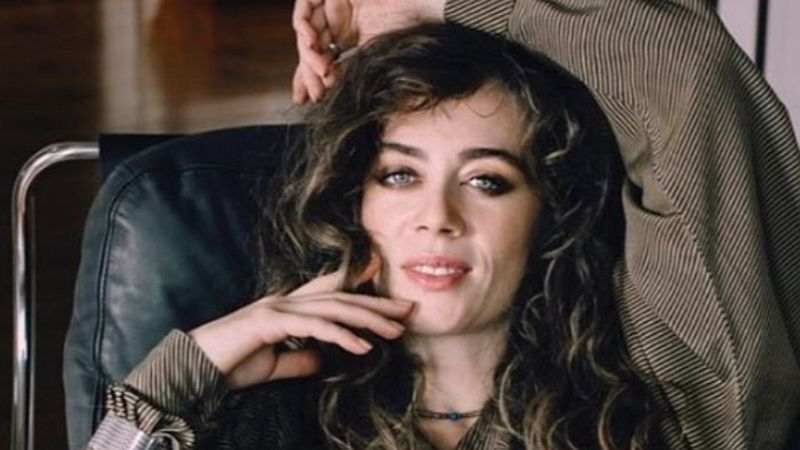 Bahar'ın yıldızı Demet Evgar'ın eşi bakın kim çıktı! 8 yıllık büyük aşk...