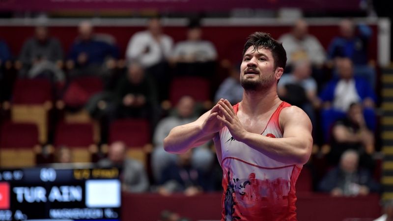 Milli güreşçi Ali Cengiz Avrupa ikincisi
