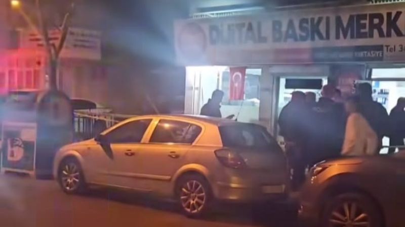 İzmir'de tabancasını gösterirken kuzenini öldürdü