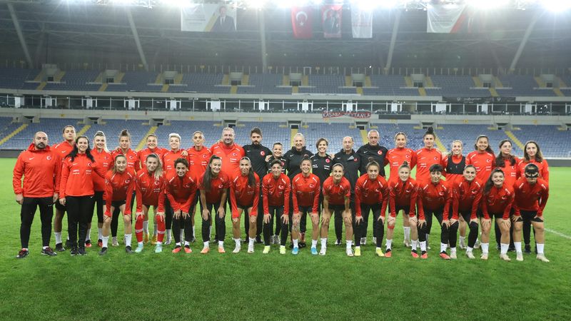 A Milli Kadın Futbol Takımı'nın aday kadrosu belli oldu