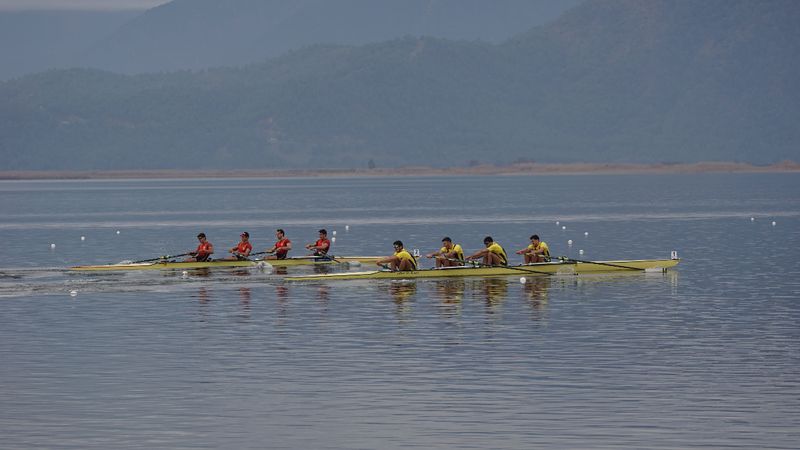 Fenerbahçe'den yelkende büyük başarı: Hem erkek hem de kadınlarda şampiyon