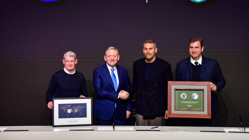 Başakşehir'den dev anlaşma! City Football Group'la iş birliği yapıldı