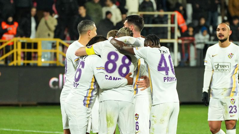Eyüpspor, Ümraniyespor'a şans tanımadı
