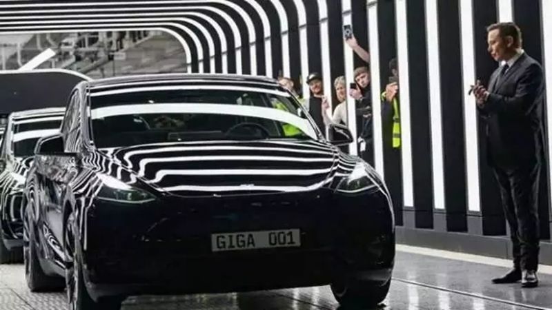 Almanlar Tesla'nın fabrika planına karşı çıkıyor