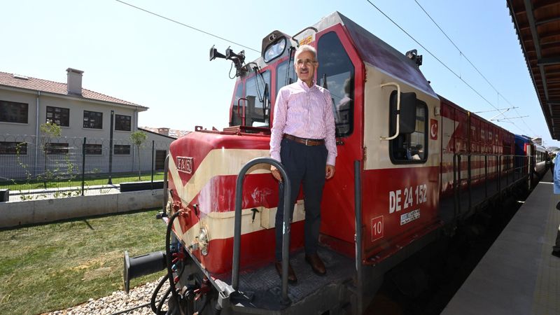 Abdulkadir Uraloğlu duyurdu... Sirkeci-Kazlıçeşme yeni nesil ulaşım projesi açılıyor!