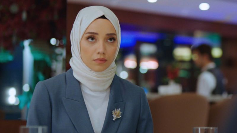 Kızılcık Şerbeti'nin Görkem'i Özge Özacar'ın gerçek hali! Gören özlerine inanamadı