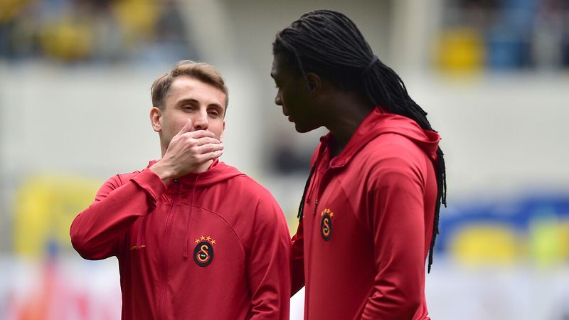 Bafetimbi Gomis'ten Kerem Aktürkoğlu'na destek