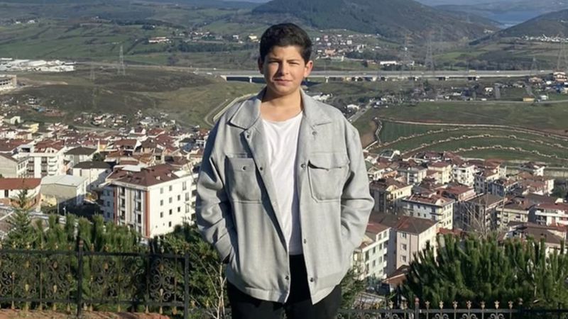 İstanbul'da lisede kavga! Başına darbe alan öğrenci hayatını kaybetti