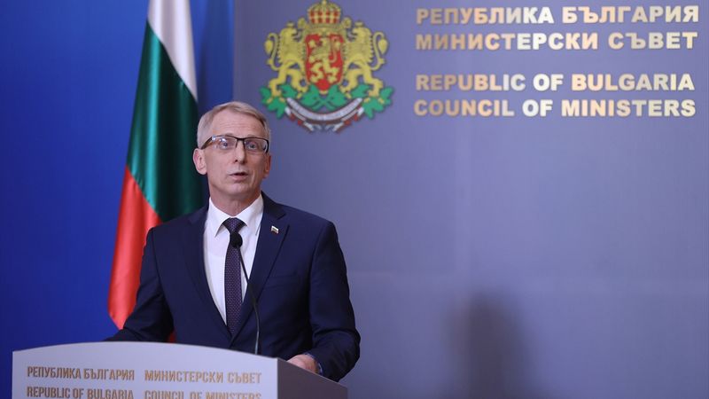 Bulgaristan Başbakanı Denkov istifasını sundu