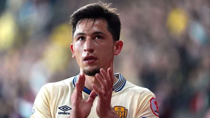 Romanya Milli Takım Teknik Direktörü, Morutan için Türkiye'ye geliyor