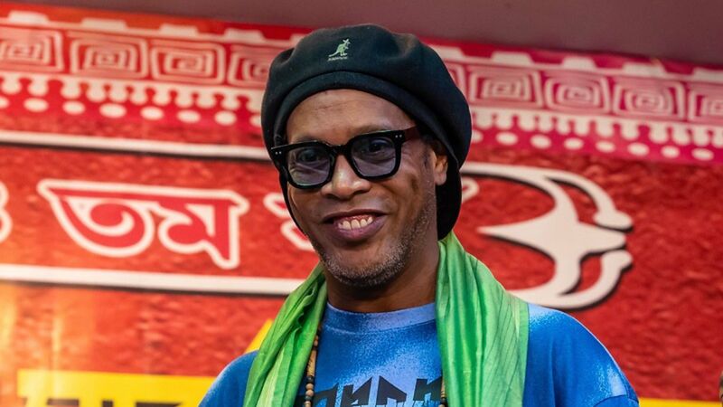 Ronaldinho'dan Fenerbahçe için itiraf: Gitmemi yönetici engelledi