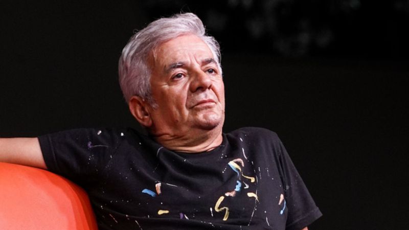 Ölüm haberini sosyal medyadan duyurdu! Zafer Algöz'ü yasa boğan ölüm haberi..