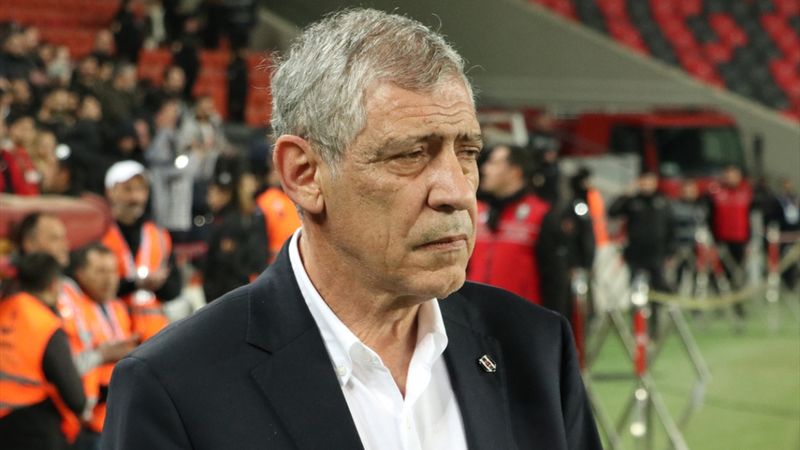 Fernando Santos: Beşiktaş'ın oyunu bu şekilde olmamalı