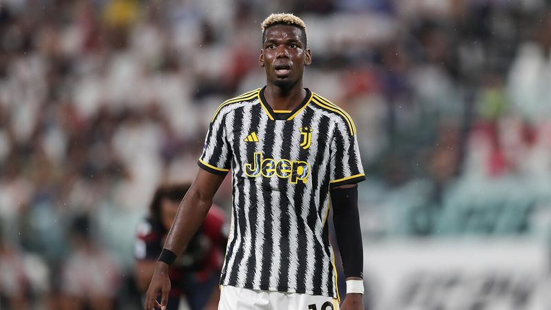 Futboldan men cezası alan Paul Pogba'ya Rusya'dan ilginç teklif