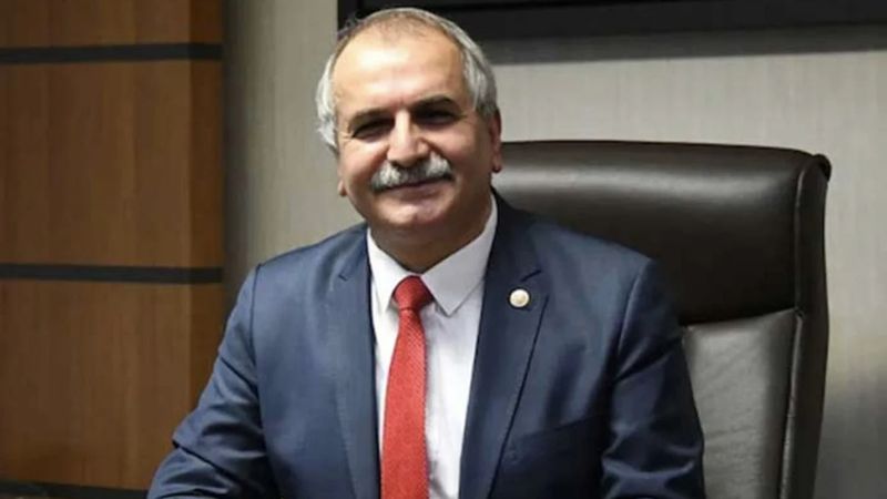 Eski İyi Parti milletvekiline bıçakla saldıran şüpheli tutuklandı