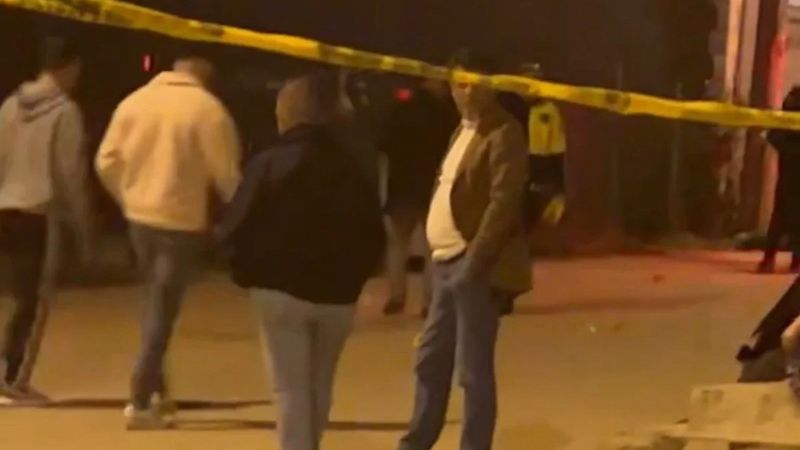 Bursa'da kavga ettikleri husumetlilerinin evine kurşun yağdırdılar