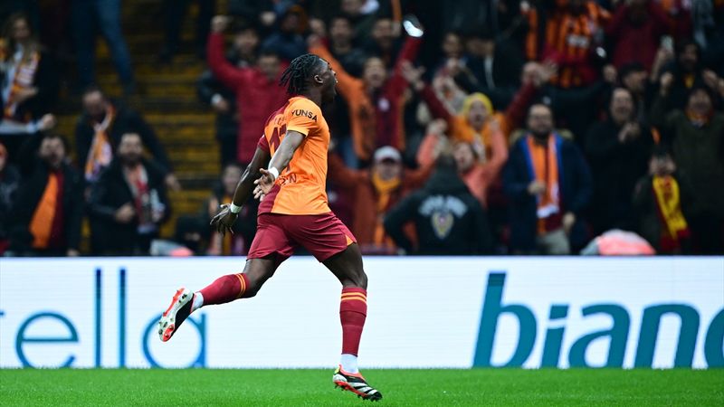 Derrick Köhn'den Fenerbahçe açıklaması: Biz daha iyiyiz çünkü Galatasarayız