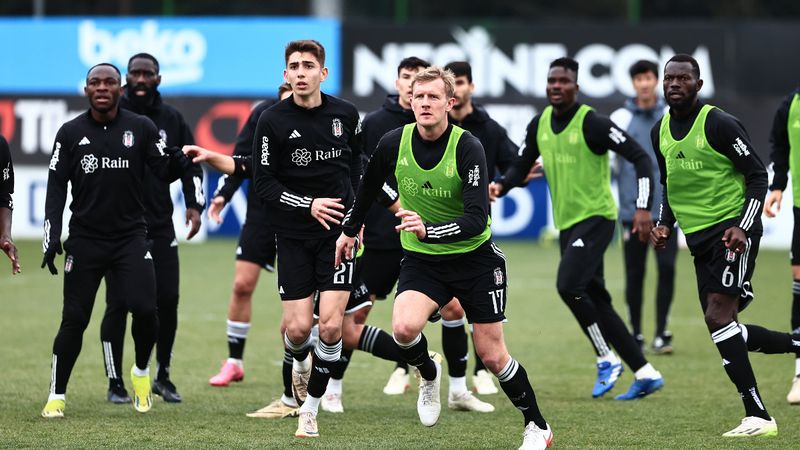 Beşiktaş'ta Antalyaspor maçı hazırlıklarını sürdürdü