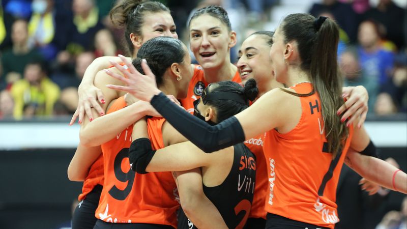 Eczacıbaşı, turu İstanbul’a bıraktı