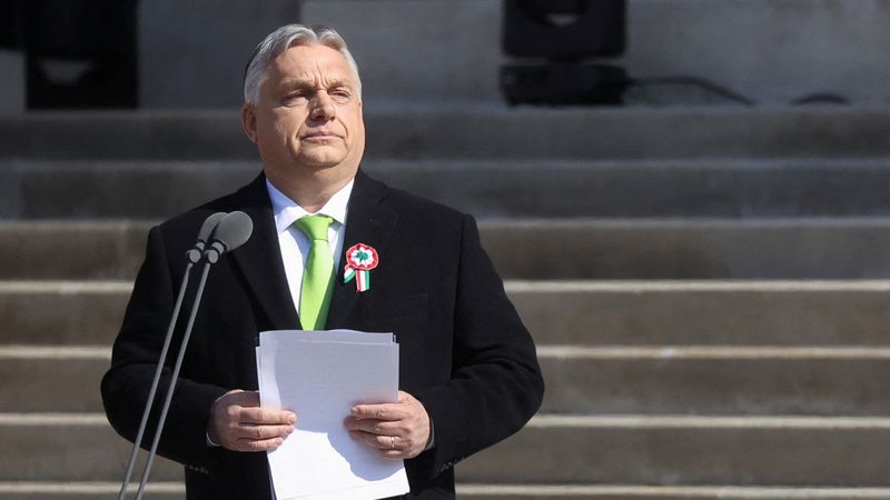 Victor Orban: Özgür Macaristan için Brüksel'i ele geçirmeliyiz