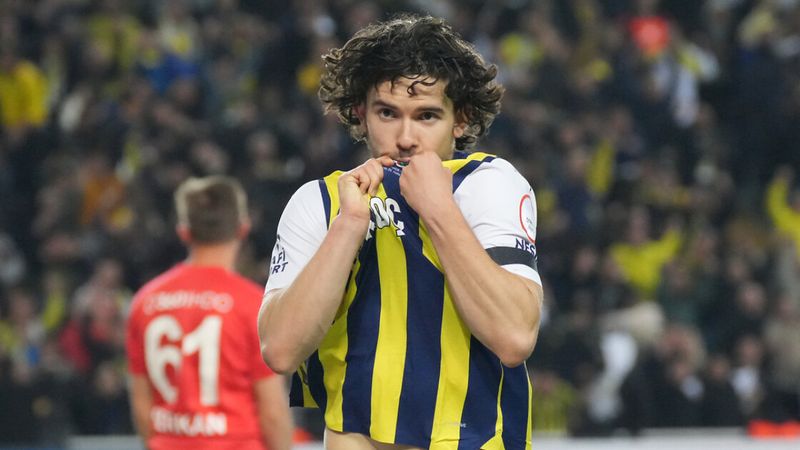 Ferdi Kadıoğlu'na yeni bir talip! Bu kez Premier Lig'den...