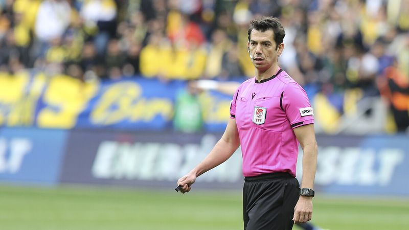 Trabzonspor - Fenerbahçe maçında VAR koltuğunda Onur Özütoprak oturacak