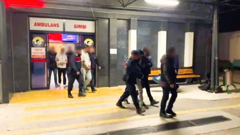 Denizli'de jandarma yalanıyla yaşlı kadını 900 bin lira dolandırdılar