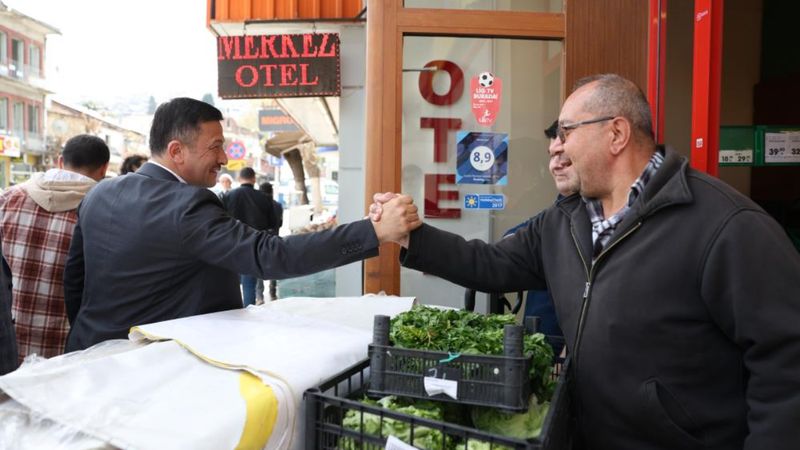 Hamza Dağ'dan Basmane esnafına müjde