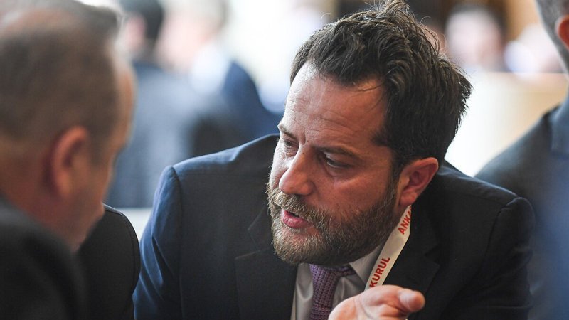 Galatasaray yöneticisi Erden Timur'un acı günü