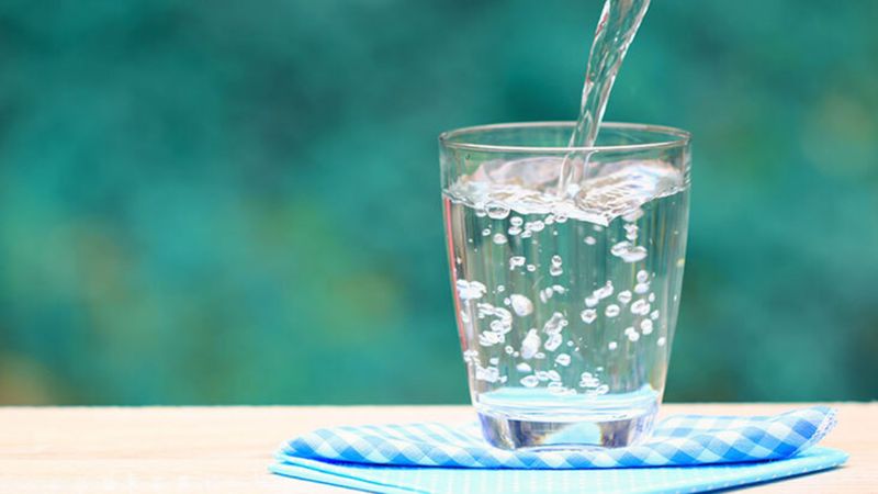 Günde 3 litre su içmek bakın nelere iyi geliyor...