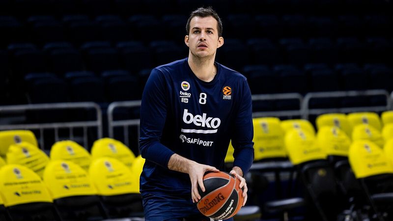 Eski Fenerbahçeli Nemanja Bjelica, basketbolu bıraktı