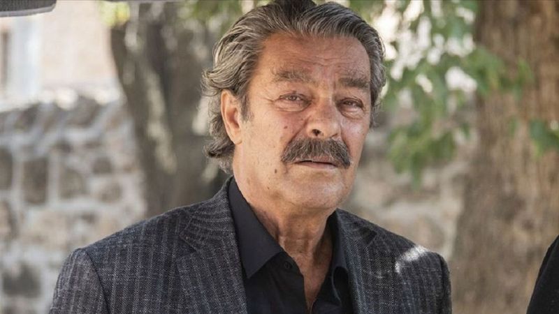 Kadir İnanır evli mi, sevgilisi var mı? 99'dan beri o isimle...