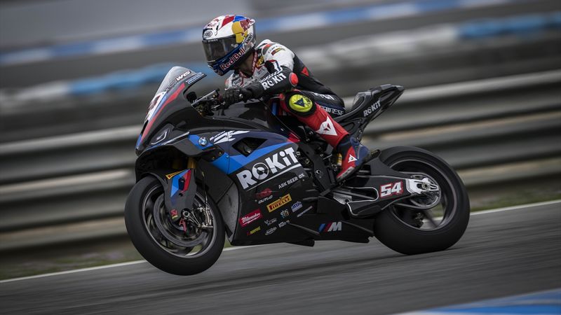 Toprak Razgatlıoğlu, İspanya'daki ikinci yarışı üçüncü bitirdi