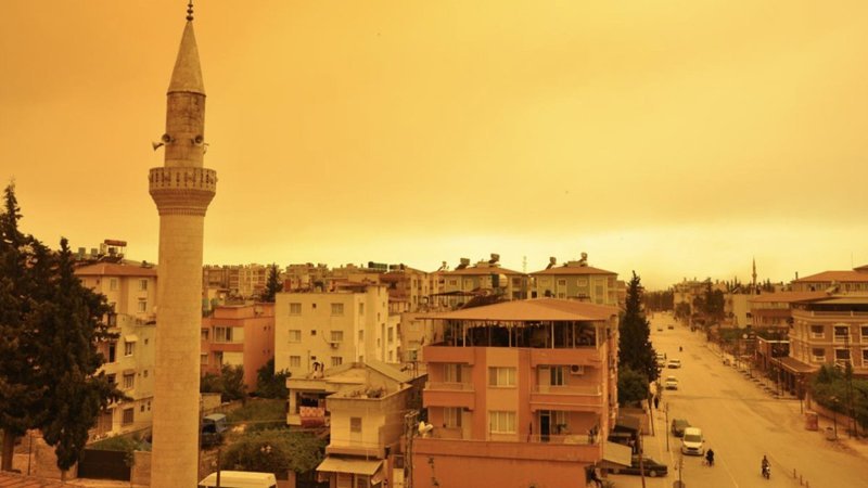 Kuzey Afrika'dan Türkiye'ye 'çöl tozu' geliyor! Uyarı yapıldı