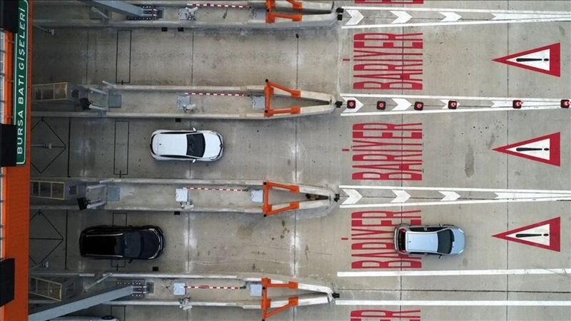 Geçen yıl 526,4 milyon araç Hızlı Geçiş Sistemi'ni kullandı