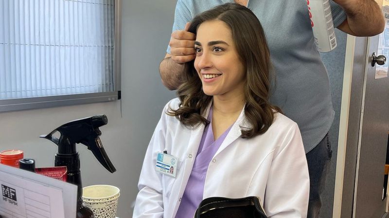 Dansıyla mest etmişti! Bahar'ın Asistan Seren'i pozlarıyla Instagram'ı salladı...