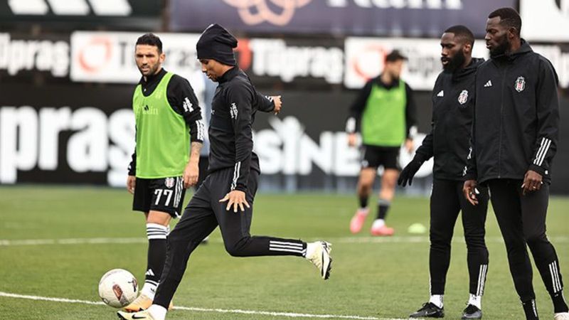 Beşiktaş, Başakşehir maçına hazırlanıyor