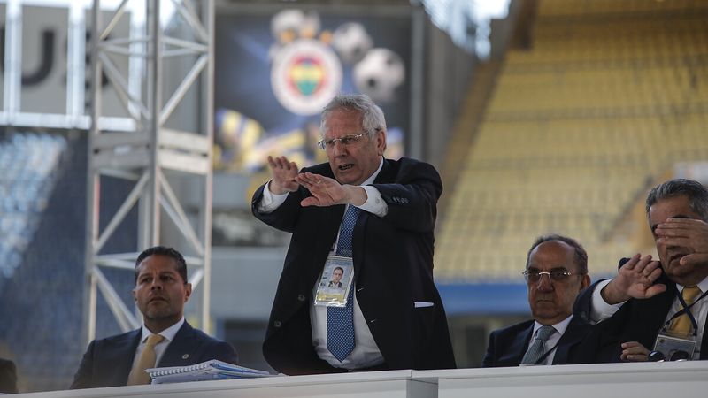 Aziz Yıldırım, 2 Nisan'daki ligden çekilme oylamasına katılacak mı